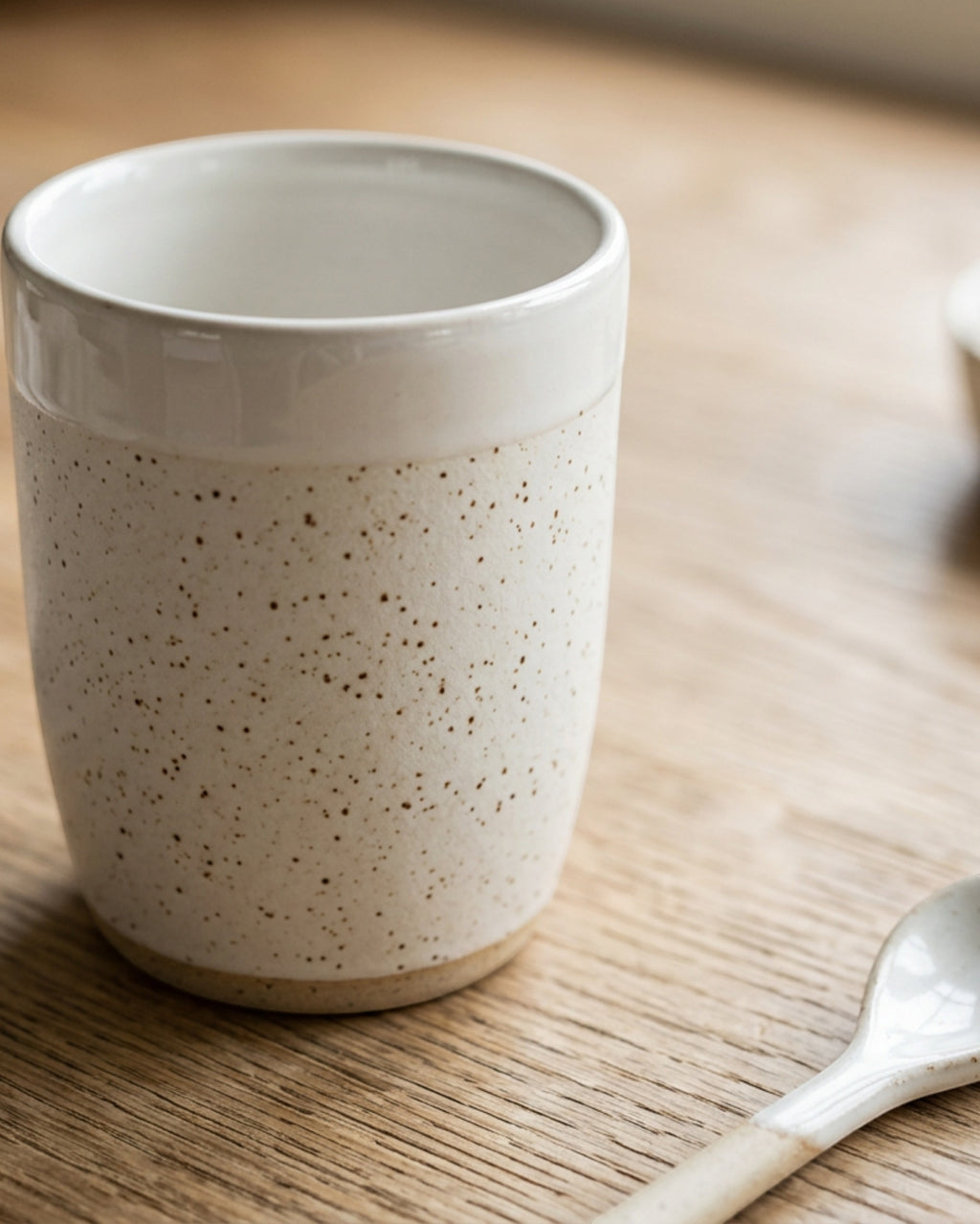 Plvx Speckled Stoneware Tumbler 350 ml Warm White - Detail view